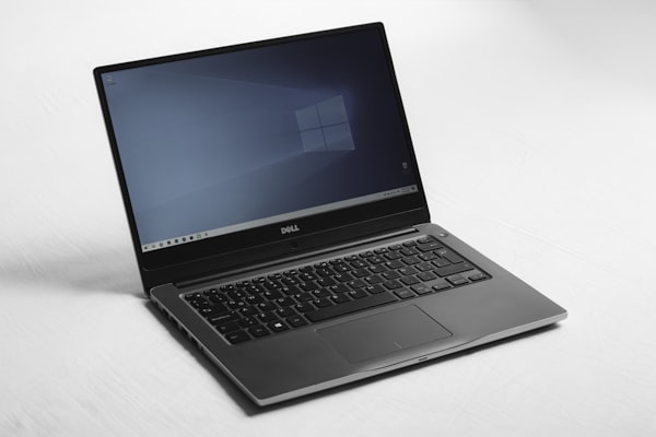 Expert laptop screen replacement fitting at Rajsri IT Services - Computer & Laptop Service, Coimbatore — bezel-safe panel install