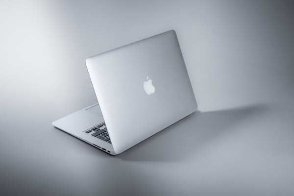 6-month warranty on laptop screen replacement workmanship at Rajsri IT Services - Computer & Laptop Service Coimbatore